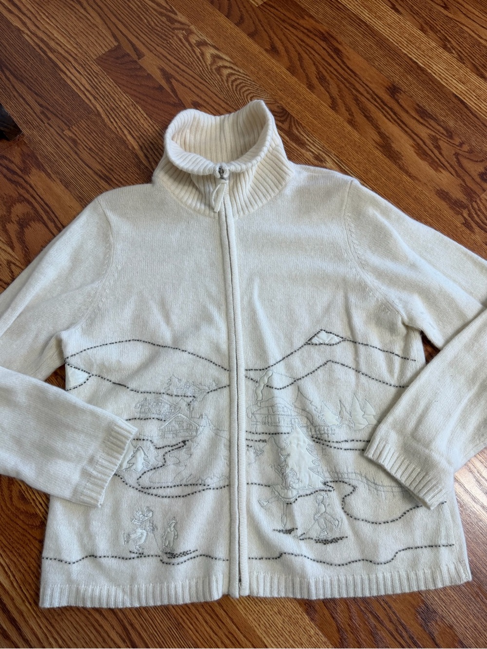 VTG Ivory Winter Scene Embroidered Full Zip Wool Angora Sweater Women’s XL